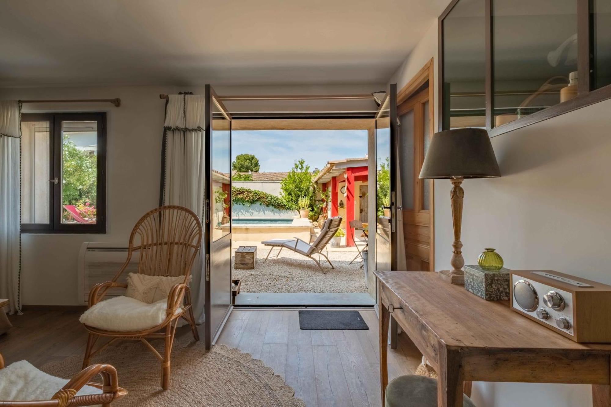Chambres D'Hotes L'Oreliane En Provence Only Adult Châteauneuf-de-Gadagne Εξωτερικό φωτογραφία